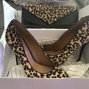 Store: Aldo, Size:7,  Color:Cheetah Print, Purse from Aldo also